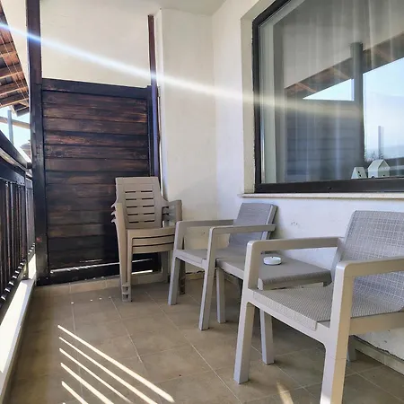 アパート Family Royal Tower バンスコ